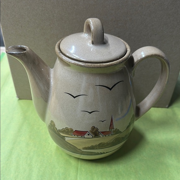 Vintage Winterling from Germany Red and Tan Ceramic Teapot with Pastoral Art - Picture 3 of 7
